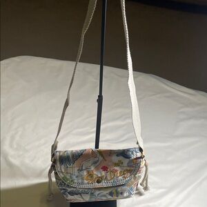 Fossil Genuine classic San Diego Themed Women's Shoulder Bag -7inH X 8inL X 4inW